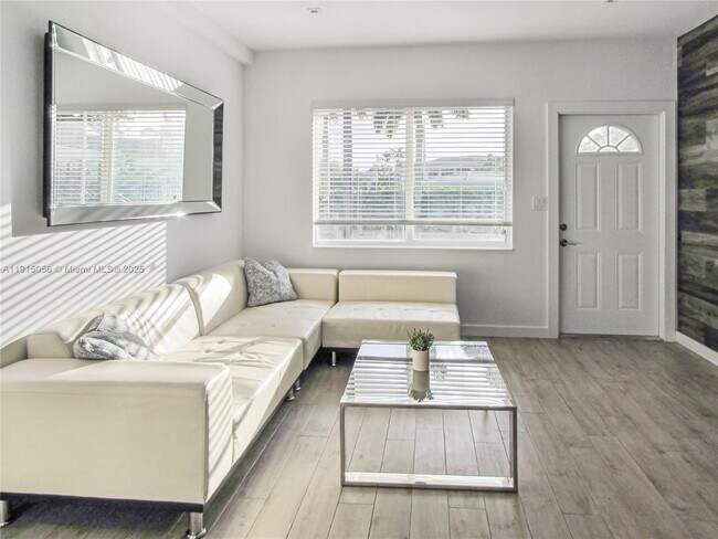 Foto del edificio - 9220 Biscayne Blvd