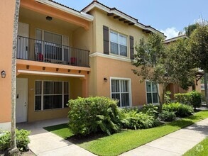 Building Photo - 3553 Forest Hill Blvd
