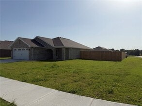 Building Photo - 3708 N Wiley Dr