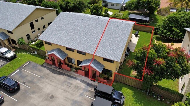 Foto del edificio - 1630 NE 151st St