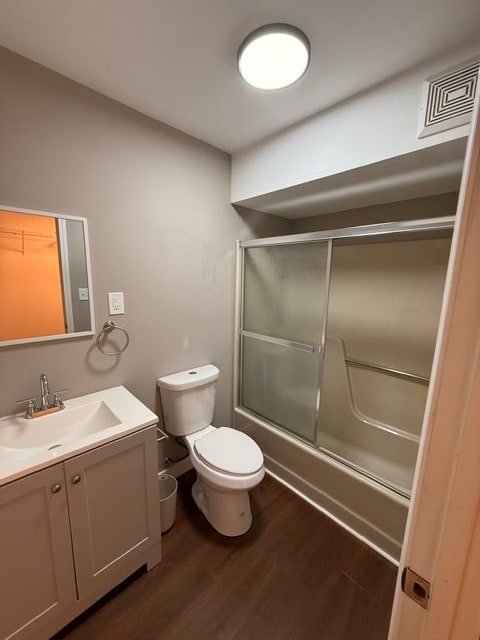 Building Photo - 1800 Hillsboro Valley Park Rd