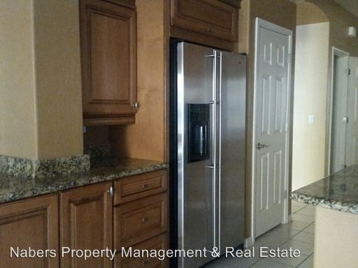 Building Photo - 13502 N Manzanita Ln