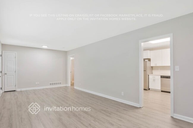 Building Photo - 3007 Lavista Ct