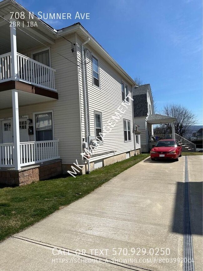 Building Photo - 2 bed /  bath