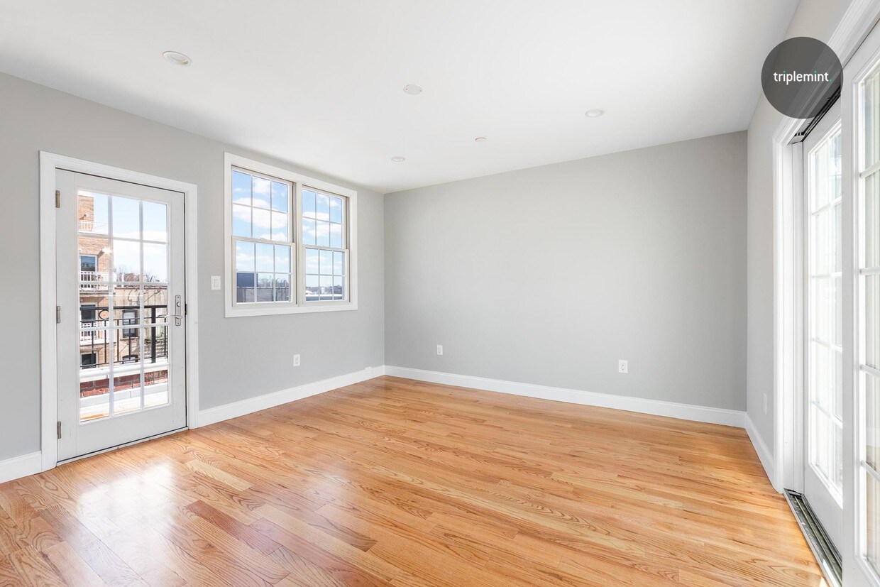 Building Photo - 31-31 37th Street