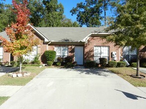Building Photo - 2755 Southwood Ln