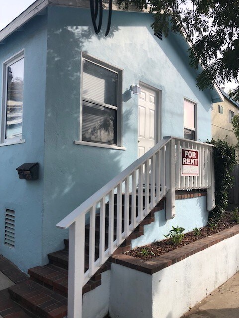 Entrada principal - 2913 2nd St