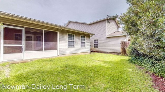 Building Photo - 3 br, 2 bath House - 131 Via Largo