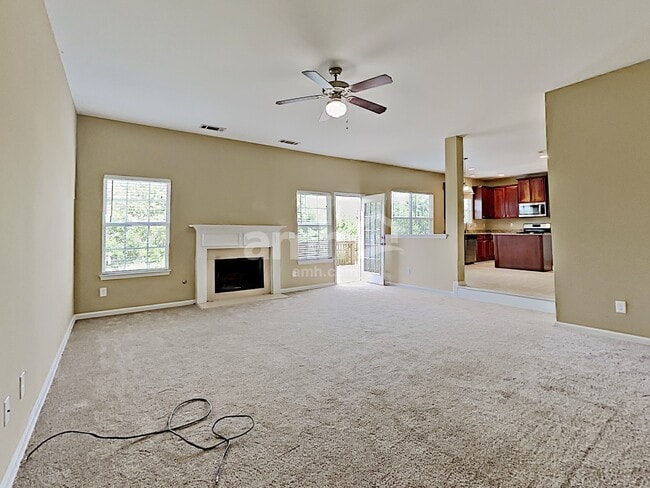 Foto del edificio - 4975 Hopewell Manor Dr