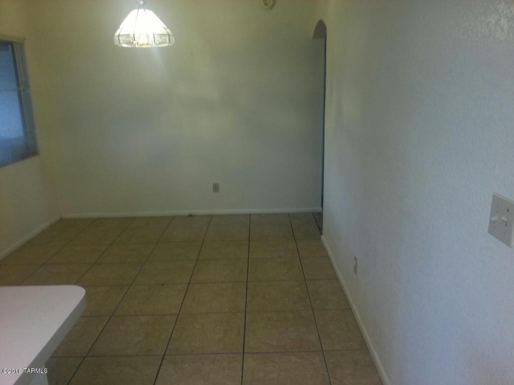 Foto del edificio - 1177 N Sonoita Ave