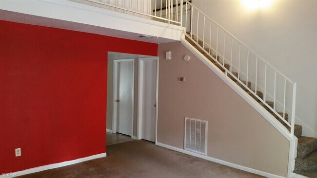 Building Photo - 5783 Easthampton Dr