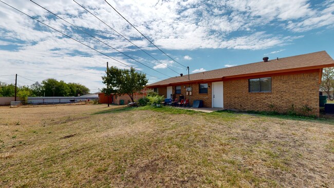 Building Photo - REMODELED DUPLEX IN HARKER HEIGHTS