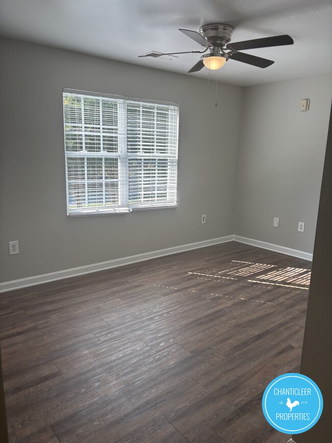 Foto del edificio - 1041 W Barton St