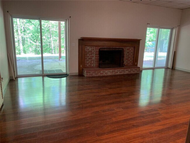 Foto del edificio - 1615 Oklahoma Dr