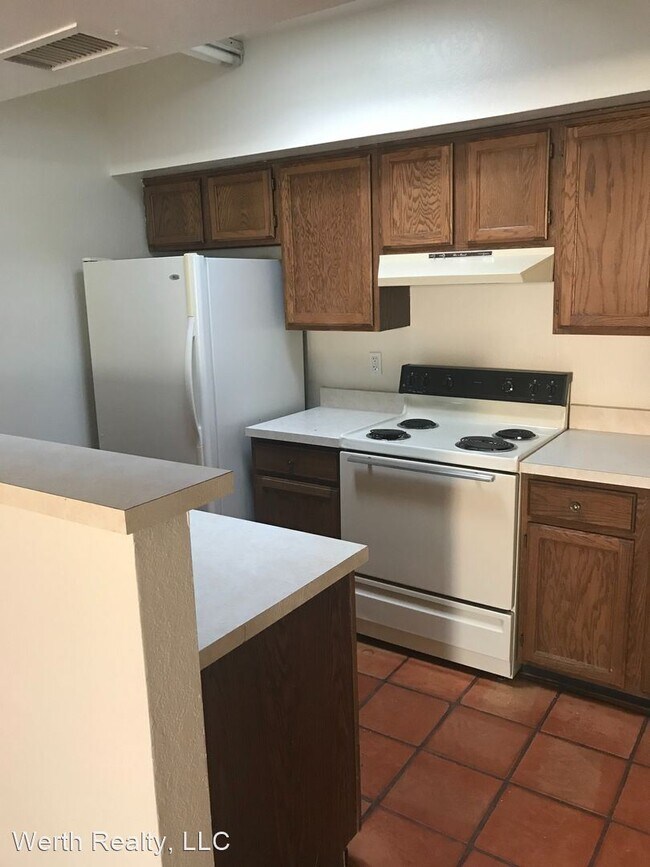 Foto del edificio - 2 br, 2 bath House - 6229 E. Fairmount