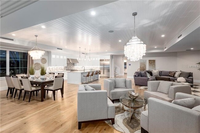 Building Photo - 6855 Gulf of Mexico Dr
