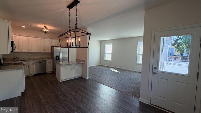 Building Photo - 78 Tansboro Rd