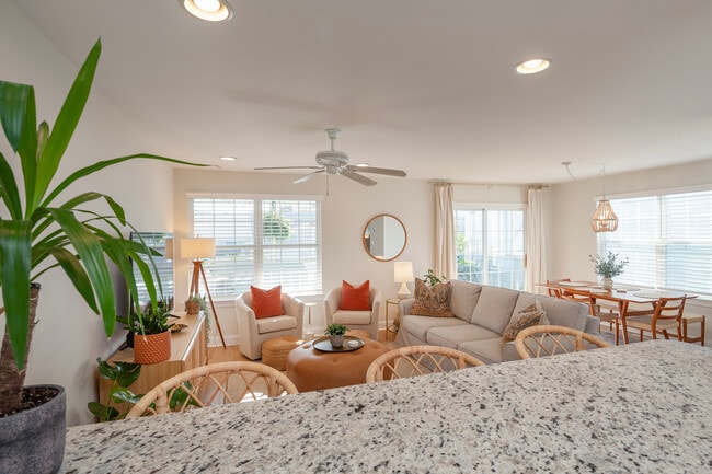 Foto del edificio - 17274 King Philip Way