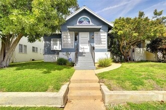 Building Photo - 757 N Loma Vista Dr