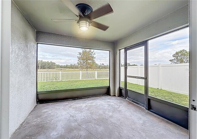 Foto del edificio - 6945 Gideon Cir