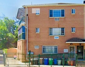 Building Photo - 89-08 S Conduit Ave