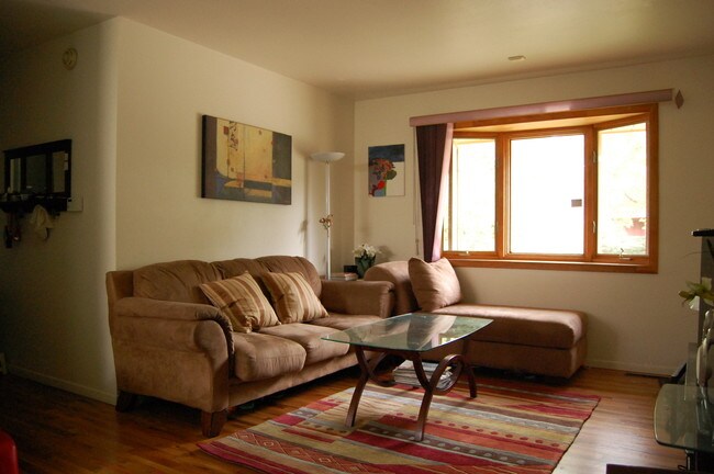 Foto del edificio - 825 34th St