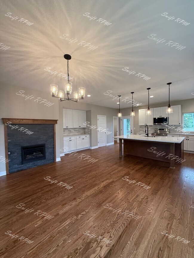 Foto del edificio - 117 Pendleton Ave