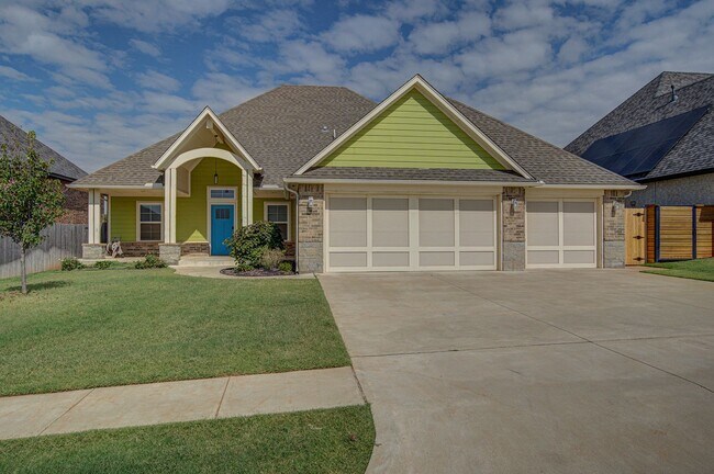 Foto del edificio - Beautiful Custom 3BD/1.5BTH Home In Moore ...