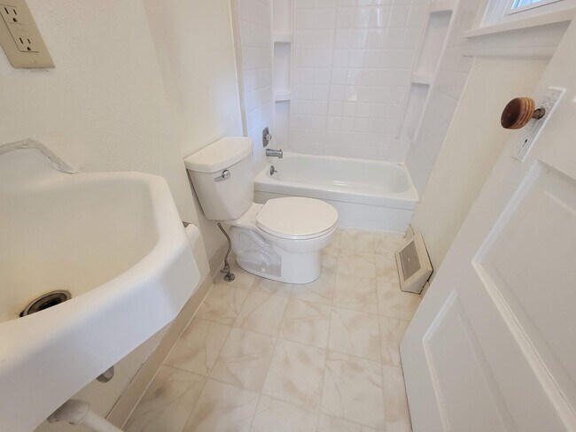 Foto del edificio - 1259 Spaight St