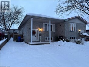 Building Photo - 226 Scott Rd