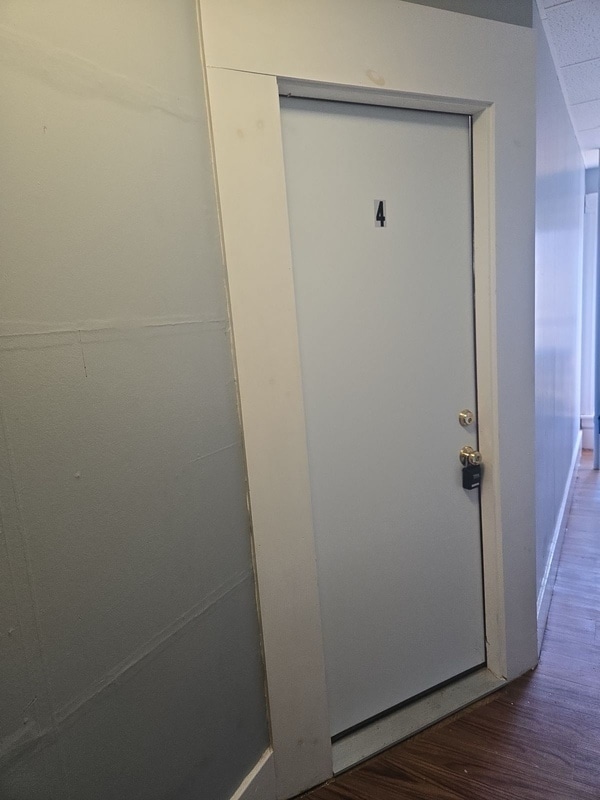 Building Photo - 334 Clay St