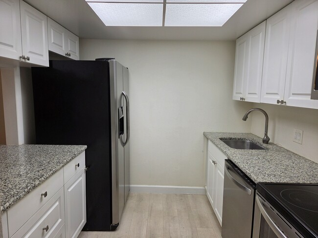 Photo - 6006 1st Ave S (Saint Petersburg, FL) Townhome
