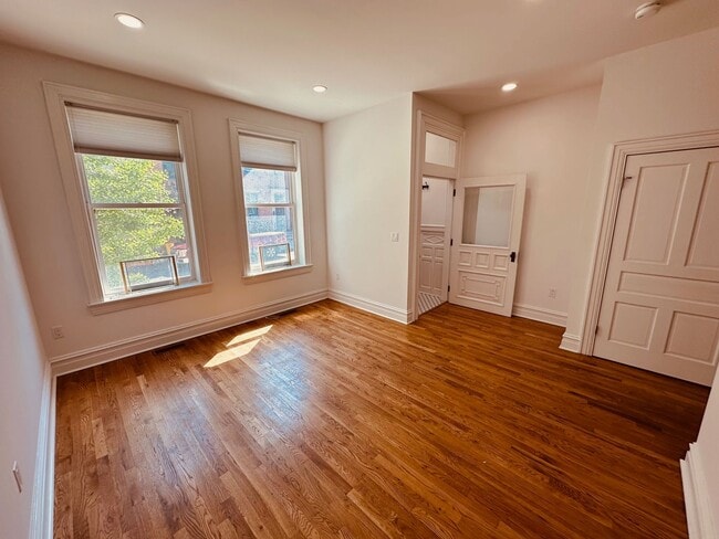 Building Photo - 138 S Beaver St