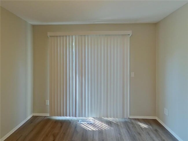 Building Photo - 13638 Elkwood Dr