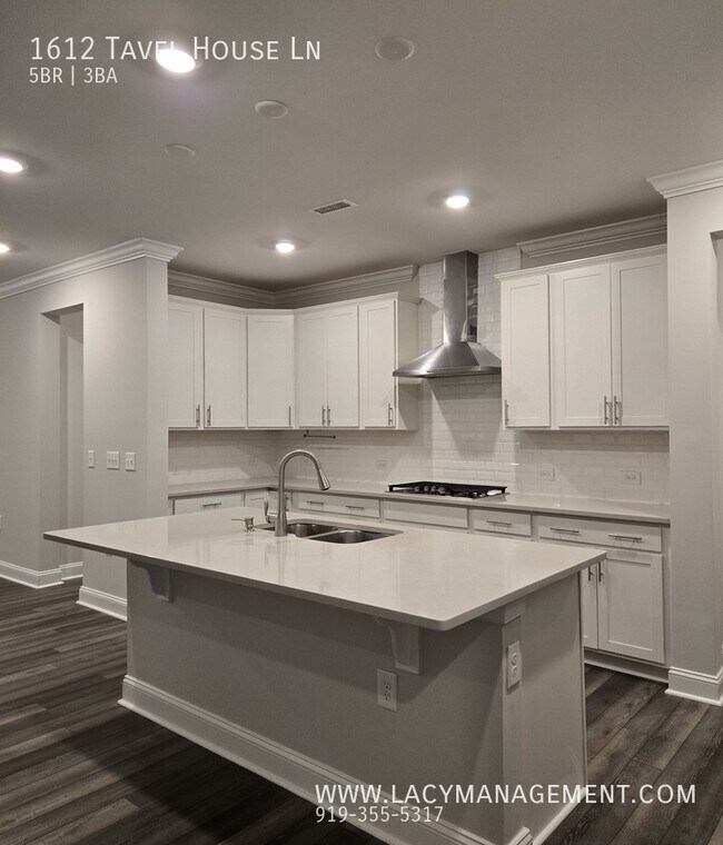 Foto del edificio - 1612 Tavel House Ln