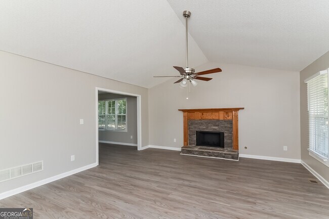 Building Photo - 63 Fielding Grove Dr