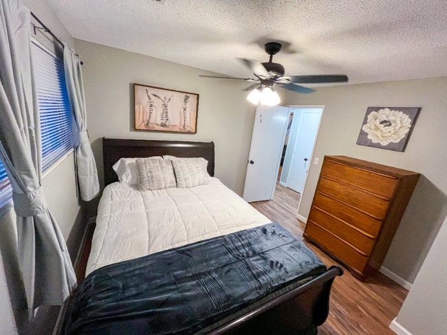 Building Photo - 2221 Madison St