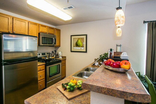 Ladera Vista Apartments photo'