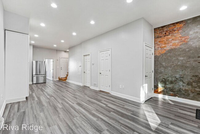 Building Photo - 3 br, 2.5 bath House - 1719 Edwards Way