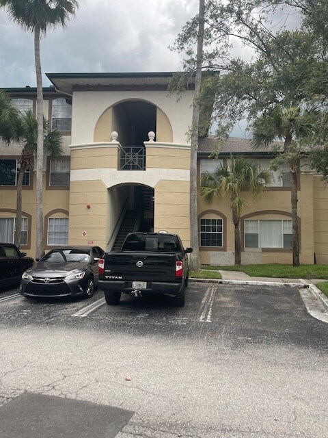 Primary Photo - 17114 Carrington Park Dr