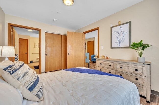 Building Photo - Oak Grove Senior Apartments