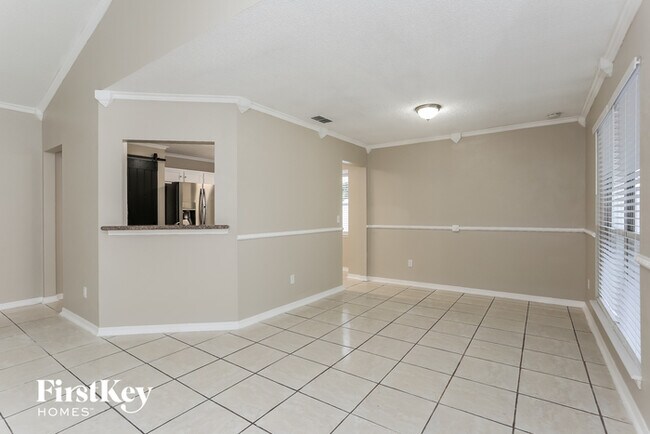 Building Photo - 2343 Mindanao Dr