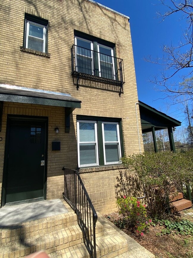 Photo - Huge Trinity Park Duplex with Office, Shared Fenced Yard and Adorable Porch! Apartment