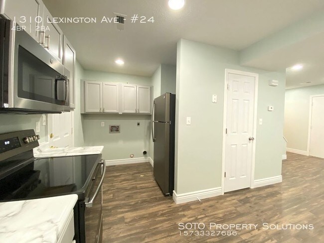 Foto del edificio - 4BD/2BA Remodeled Condo off Lexington