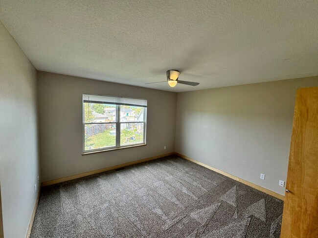 Foto del edificio - Stunning Modern Urban Loft – Spacious, Stylish, and Conveniently Located