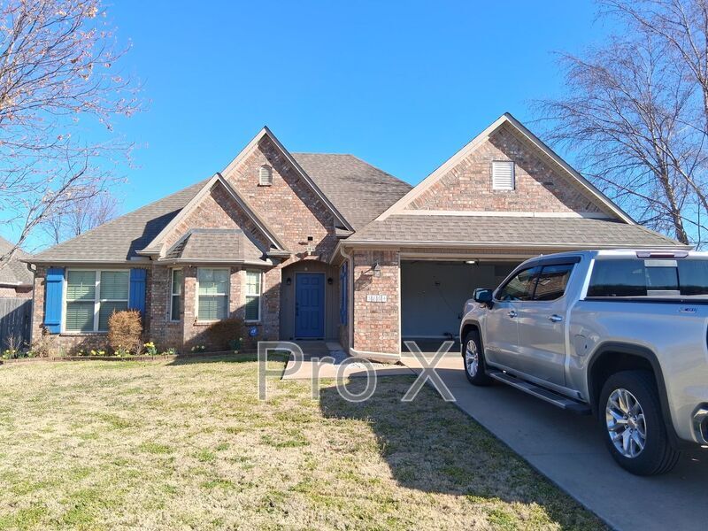 Photo - 3864 W Providence Drive