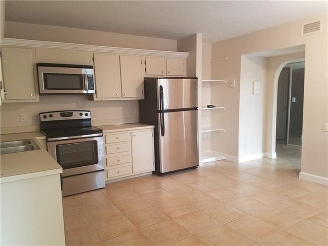 8798 Holly Ct Unit 101, Tamarac, FL 33321 - Condo for Rent in Tamarac ...