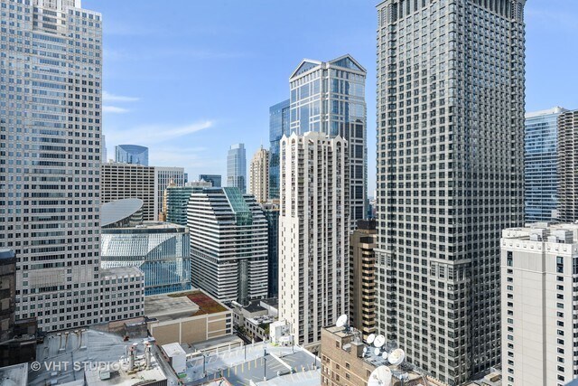 Foto del edificio - 8 E Randolph St