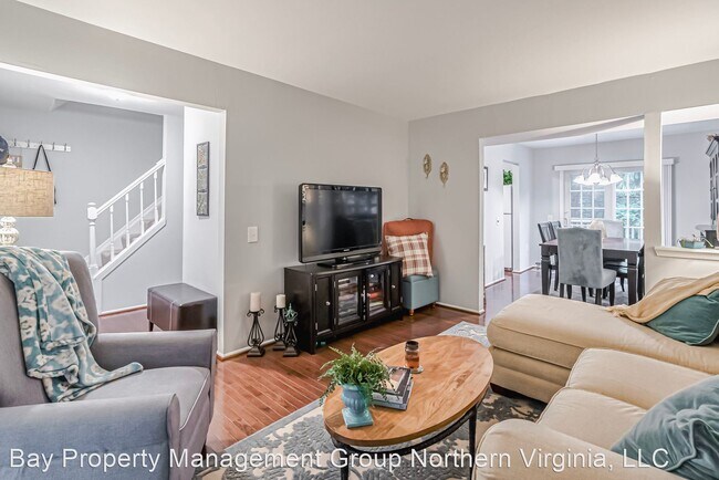 Foto del edificio - 3 br, 2.5 bath House - 10212 SASSAFRAS WOO...