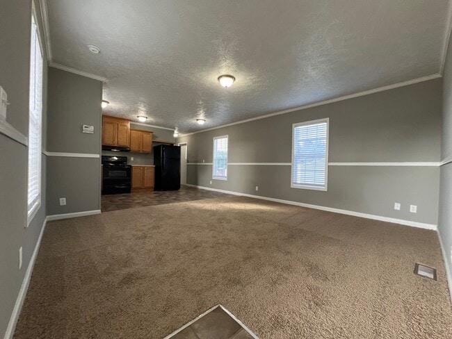 Building Photo - 84 W Sourwood Dr